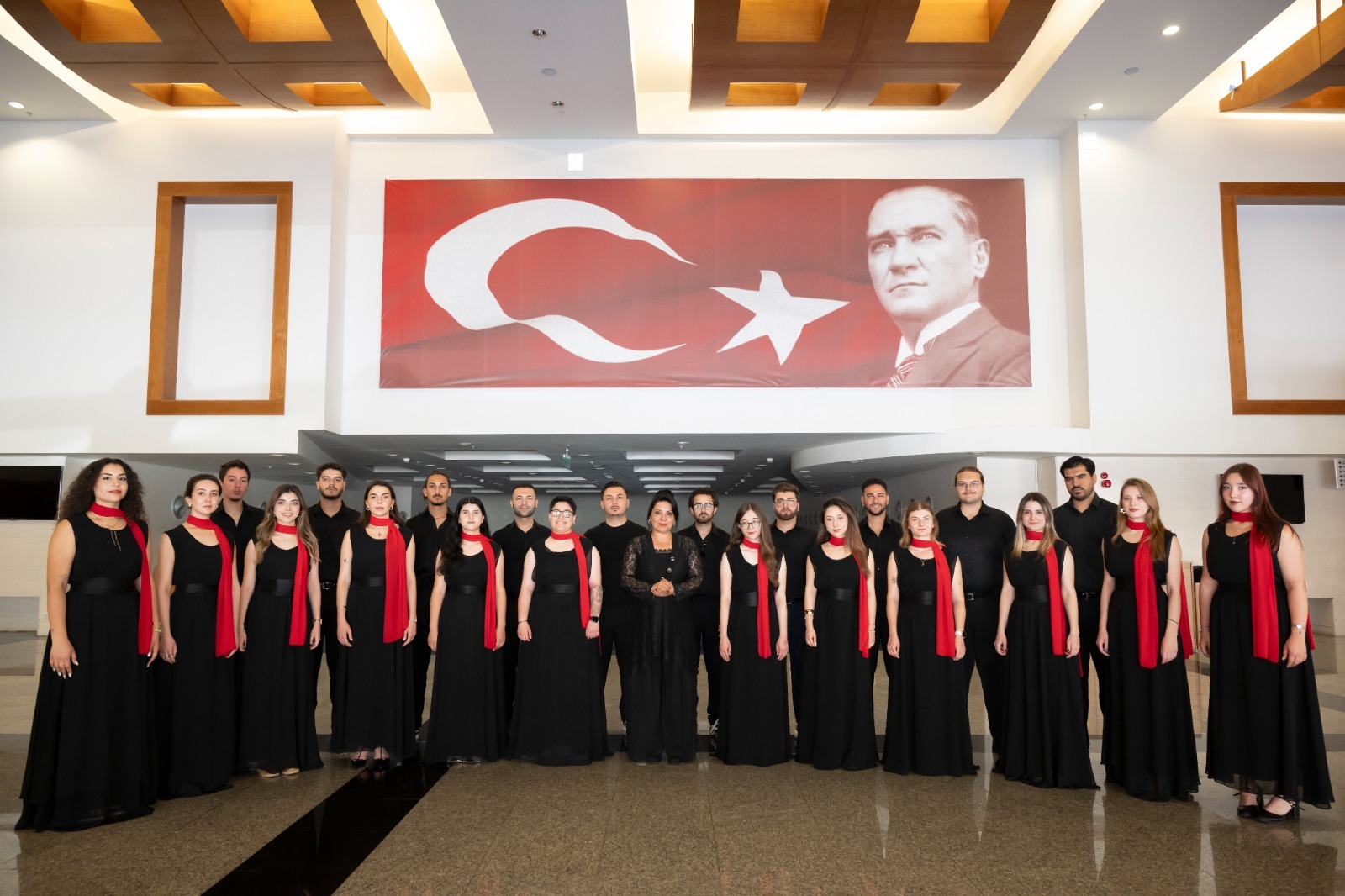 Muğla Sıtkı Koçman Üniversitesi Çoksesli Gençlik Korosu İspanya’da Muğla’yı Temsil Edecek