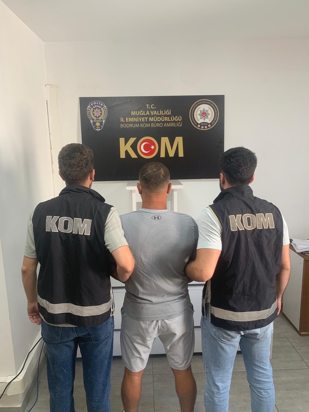Bodrum’da Kırmızı Bültenle Aranan Şahıs Yakalandı