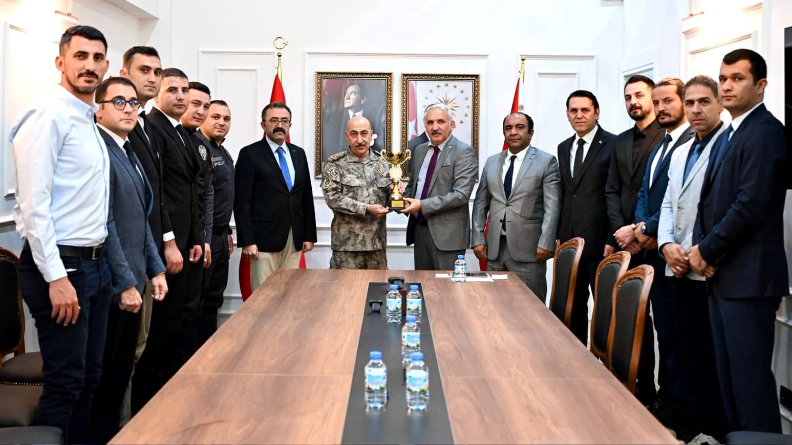 Muğla Emniyet Müdürlüğü Voleybol Takımı İl Birincisi Oldu