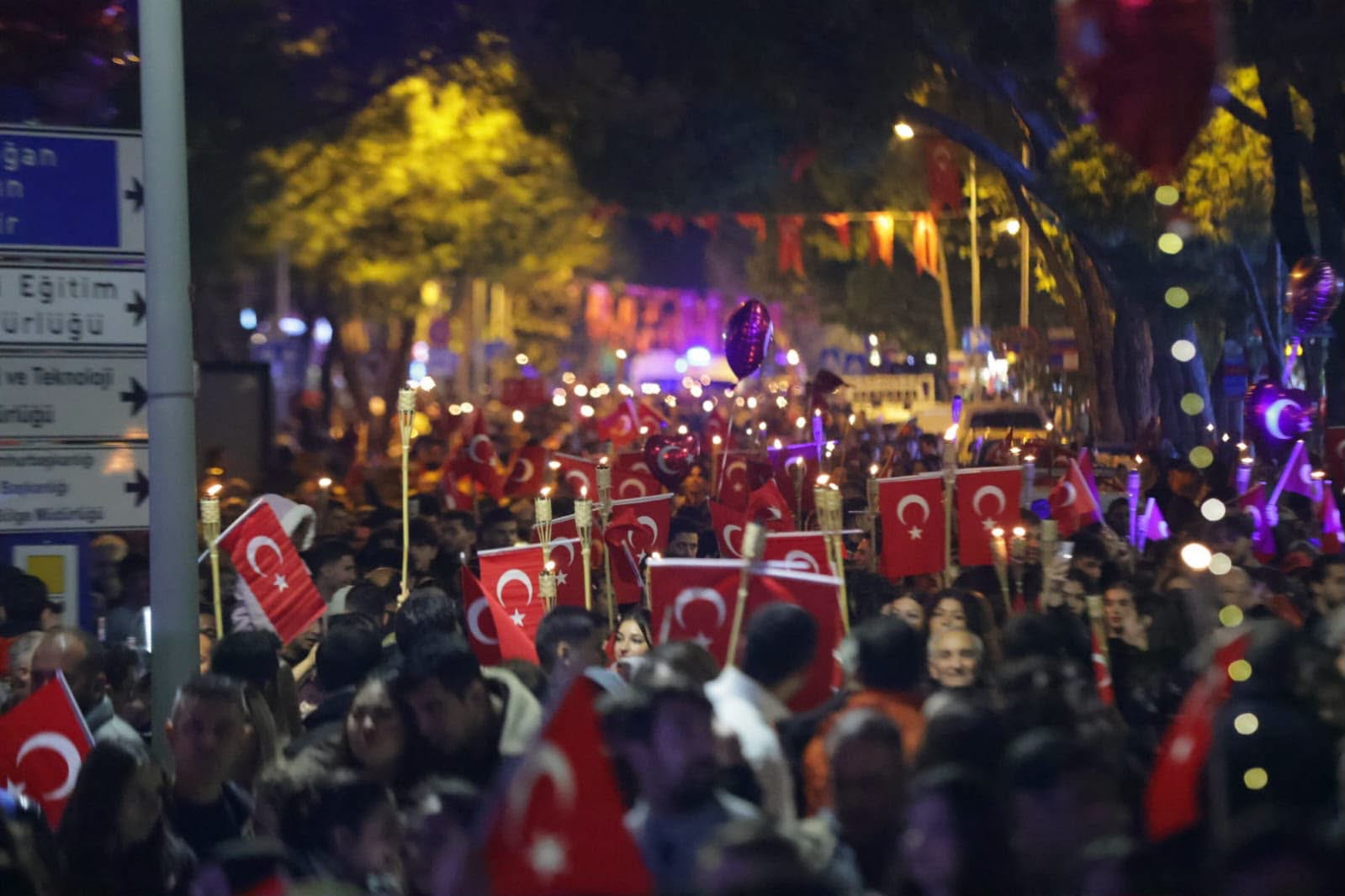 Muğla’da Cumhuriyet’in 103. Yılı Binlerce Kişinin Katılımıyla Kutlandı