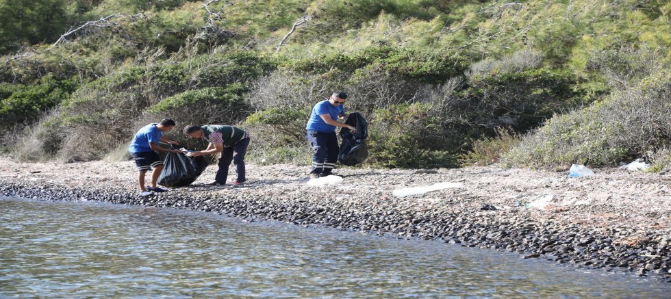 Büyükşehir’den Gökova ve Göcek’te Kapsamlı Kıyı Temizliği